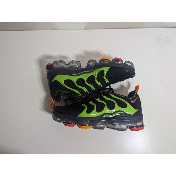 Nike Air Vapormax Plus Mens 10.5 Shoe Black Ember Glow Electric Green CU4884-001 - Picture 9 of 9
